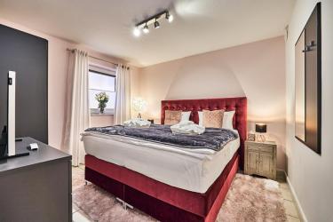 Schlafzimmer 1