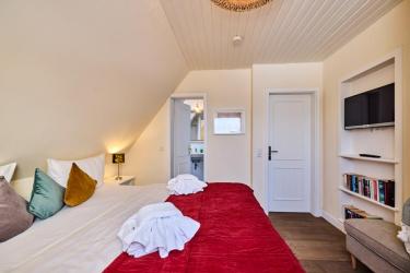 Schlafzimmer 2 OG