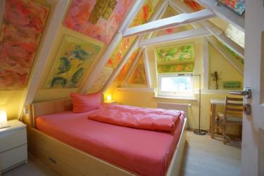 Schlafzimmer 1 DG